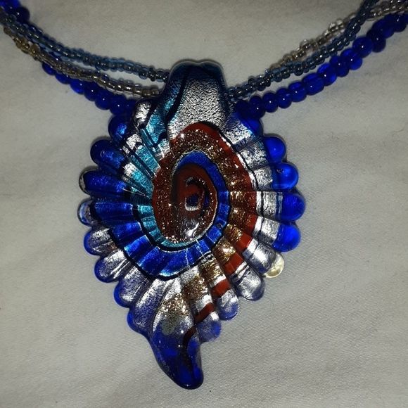 Pier 1 Imports Glass Leaf Pendant Beaded Necklace - Picture 2 of 4